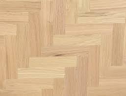 Herringbond 2-1/4 x 12'' red oak  9.4 sqf/bd